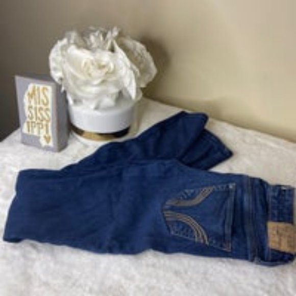 VIGOSS (2) Hollister (1) Jeans - Picture 15 of 16